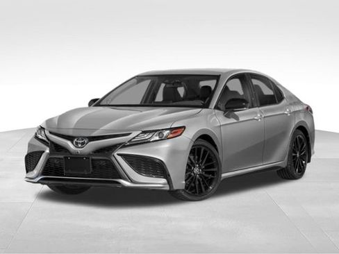 Used 2022 Toyota Camry XSE FWD image 34
