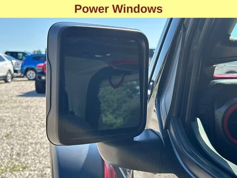 Used 2019 Jeep Wrangler Sport AWD/4WD image 7