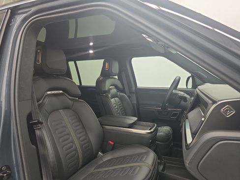 Used 2024 Rivian R1S Adventure AWD/4WD image 24