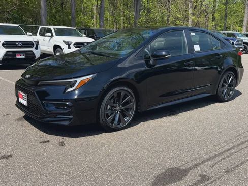 New 2026 Toyota Corolla SE FWD image 4