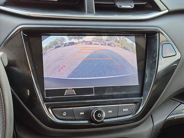 Used 2021 Chevrolet TrailBlazer LT w/ Sun and Liftgate Package FWD image 12
