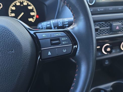 Used 2023 Honda HR-V Sport image 18