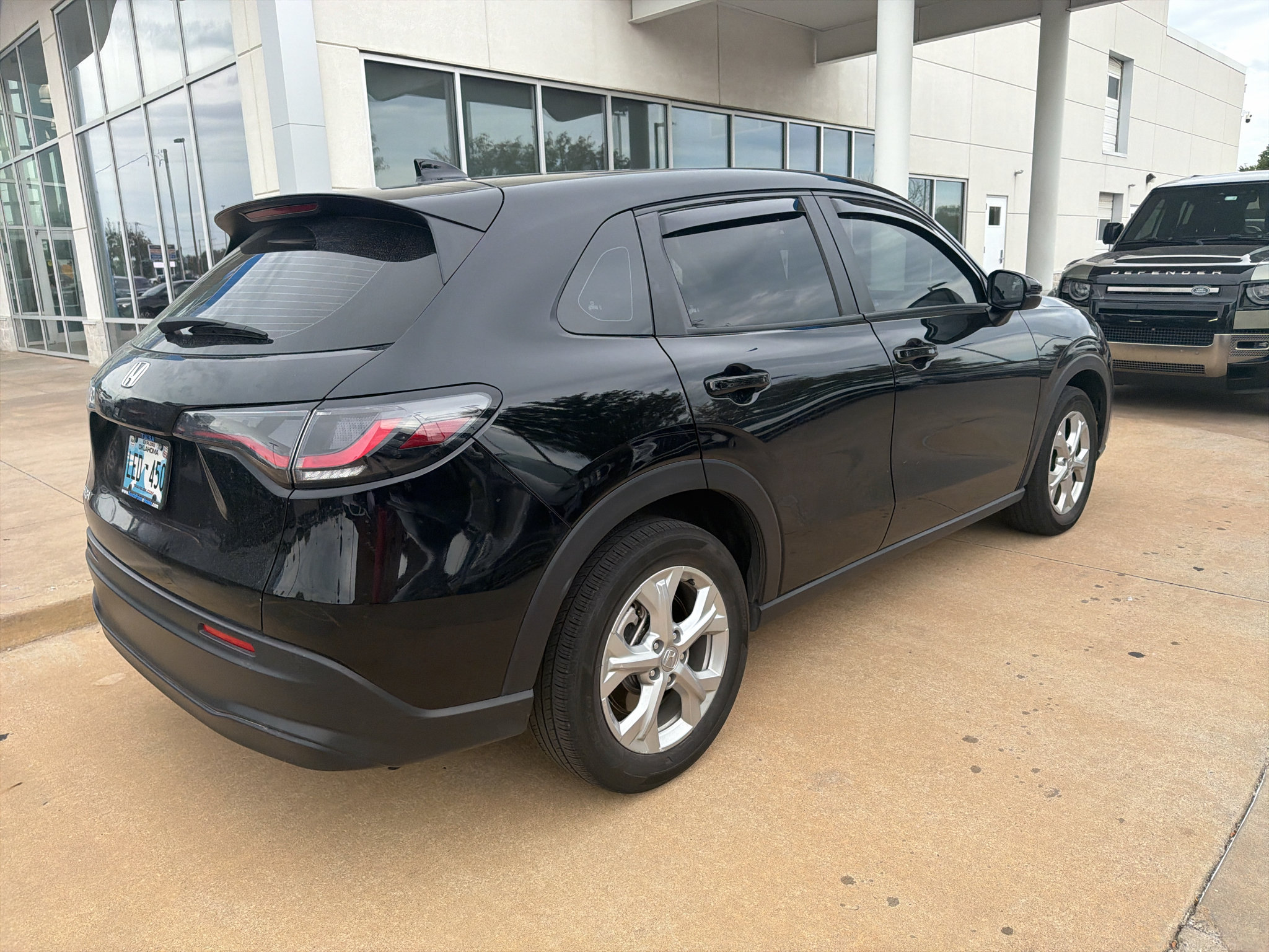 Certified 2024 Honda HR-V LX image 3
