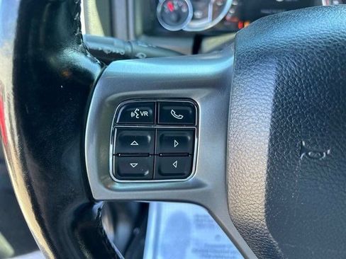 Used 2022 RAM 1500 Warlock AWD/4WD image 16