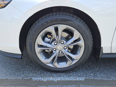 Used 2024 Honda Accord EX image 9