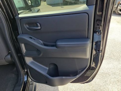 New 2026 Nissan Frontier SV w/ SV Convenience Package AWD/4WD image 31