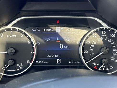 Used 2024 Nissan Murano Platinum w/ Cargo Package image 7