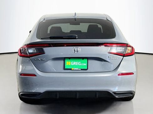 Used 2025 Honda Civic Sport image 8