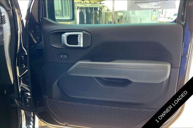 Certified 2024 Jeep Gladiator Mojave AWD/4WD image 22
