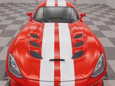 Used 2016 Dodge Viper ACR RWD image 22