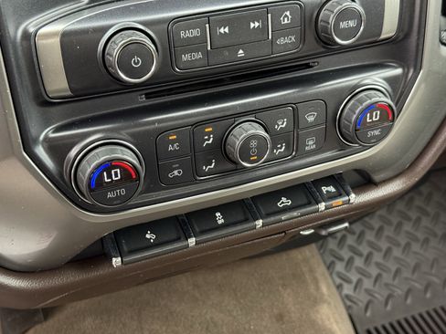 Used 2016 Chevrolet Silverado 1500 LT w/ Texas Edition RWD image 22
