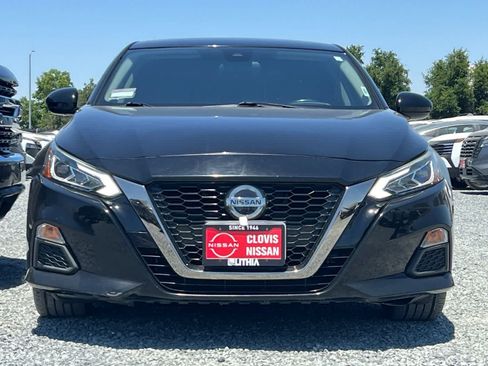 Used 2020 Nissan Altima 2.5 SR FWD image 11