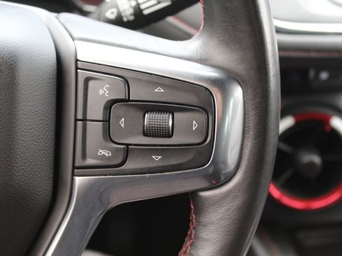 Used 2021 Chevrolet Blazer RS w/ Enhanced Convenience Package FWD image 11