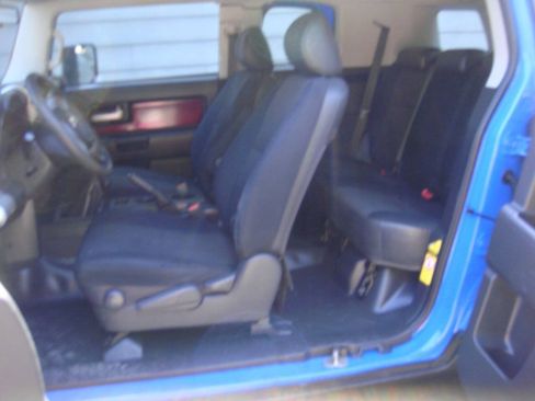Used 2007 Toyota FJ Cruiser 4WD image 15