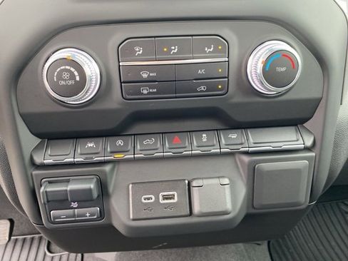 Used 2024 GMC Sierra 1500 Pro w/ Pro Value Package image 22