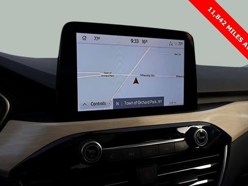 Used 2022 Ford Escape Titanium w/ Titanium Elite Package image 23