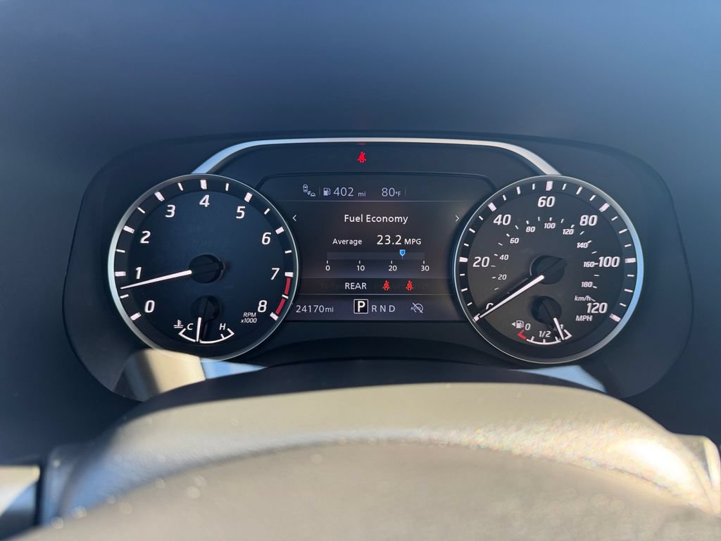 Used 2024 Nissan Frontier SV w/ Technology Package RWD image 16