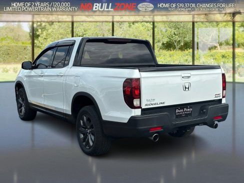 Used 2021 Honda Ridgeline Sport image 3