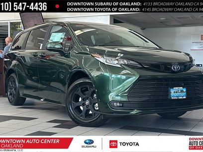 Used 2025 Toyota Sienna XLE Woodland Edition