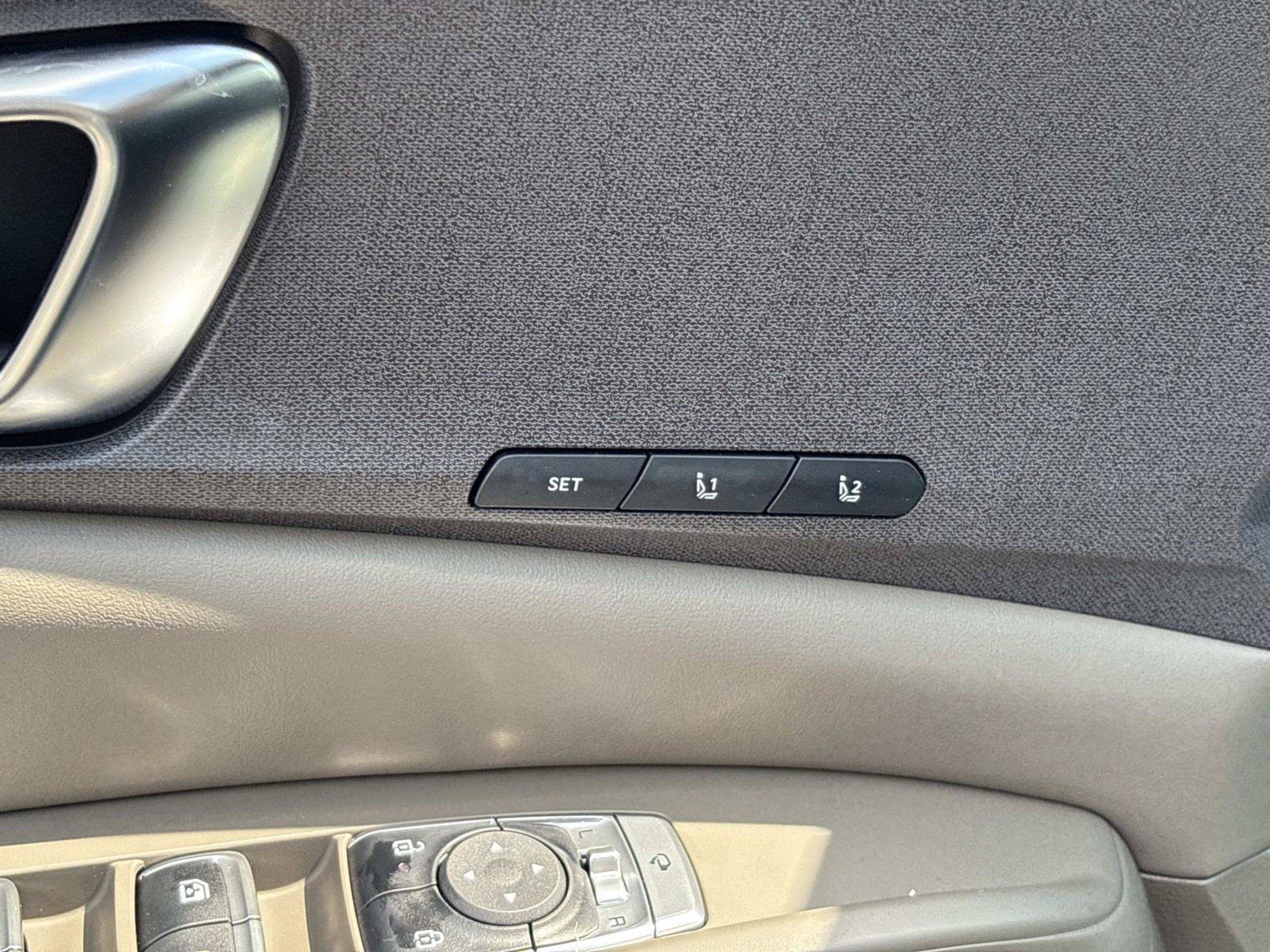 New 2027 Kia Carnival SX FWD image 20