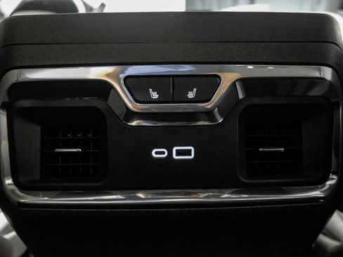 Used 2024 Chevrolet Silverado 3500 LTZ w/ LTZ Plus Package image 34