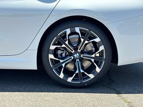 New 2026 BMW 330i Sedan w/ M Sport Package RWD image 14