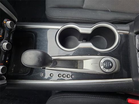 Used 2019 Nissan Pathfinder SV image 23