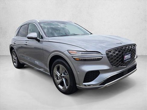 Used 2026 Genesis GV70 2.5T Advanced AWD/4WD image 3