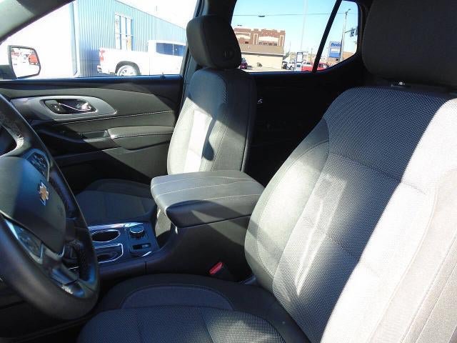 Used 2023 Chevrolet Traverse LT FWD image 17