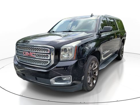 Used 2019 GMC Yukon XL SLT RWD image 2