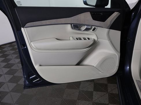 Used 2024 Volvo XC90 B6 Plus w/ Protection Package Premier image 26