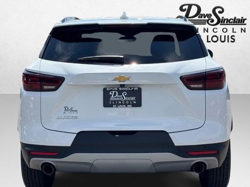 Used 2024 Chevrolet Blazer LT w/ Convenience Package FWD image 4