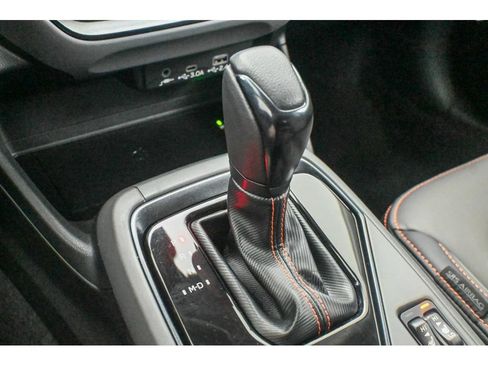 Used 2025 Subaru Crosstrek 2.5i Limited w/ Crosstrek Mirror Package image 24