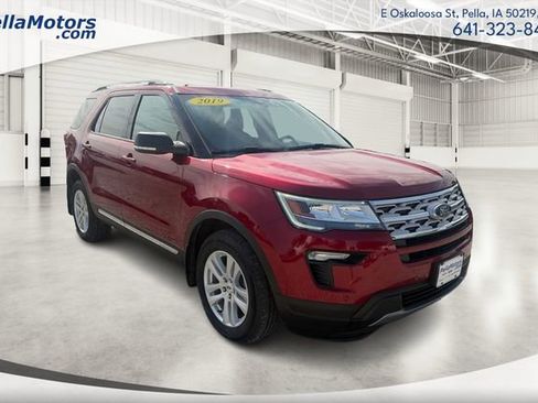 Used 2019 Ford Explorer XLT w/ Equipment Group 202A AWD/4WD image 1
