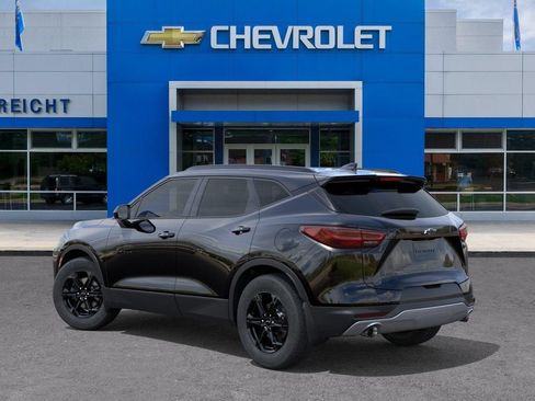 New 2026 Chevrolet Blazer LT w/ Convenience Package FWD image 3