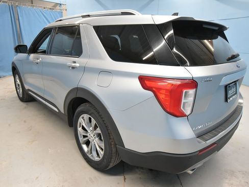 Used 2022 Ford Explorer Limited w/ Equipment Group 301A image 37