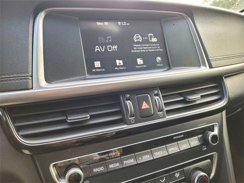 Used 2018 Kia Optima LX image 24