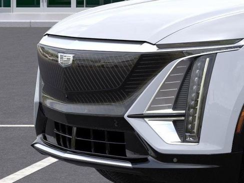 New 2026 Cadillac Lyriq Luxury image 13