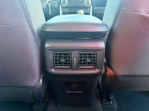 Certified 2025 Toyota RAV4 LE AWD/4WD image 18