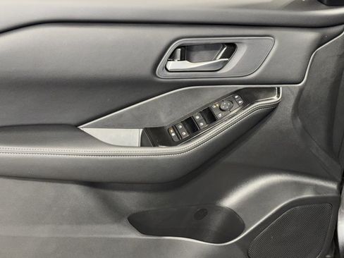 New 2026 Nissan Rogue SV AWD/4WD image 15