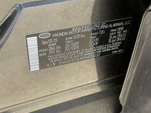 Used 2023 Hyundai Santa Fe SEL Premium image 32