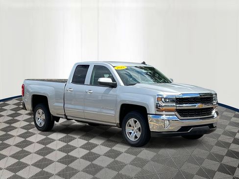 Used 2017 Chevrolet Silverado 1500 LT w/ All Star Edition RWD image 6