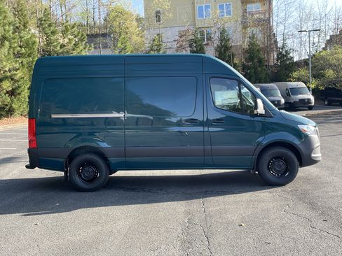 New 2025 Mercedes-Benz Sprinter 2500 image 5