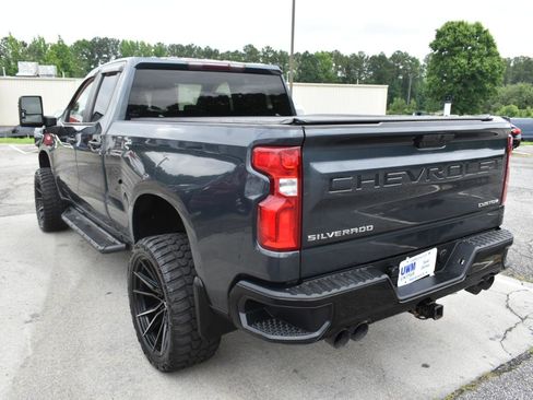Used 2019 Chevrolet Silverado 1500 Custom Trail Boss w/ Custom Convenience Package AWD/4WD image 8