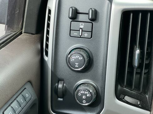 Used 2017 GMC Sierra 1500 SLT image 25