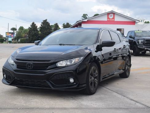 Used 2017 Honda Civic EX image 2
