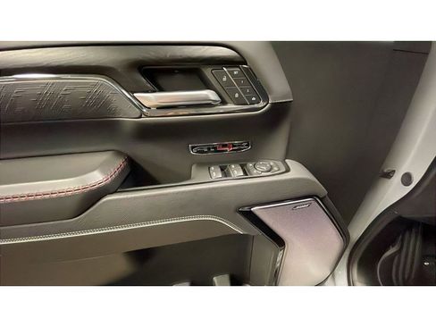 Certified 2024 GMC Sierra 1500 AT4X image 8
