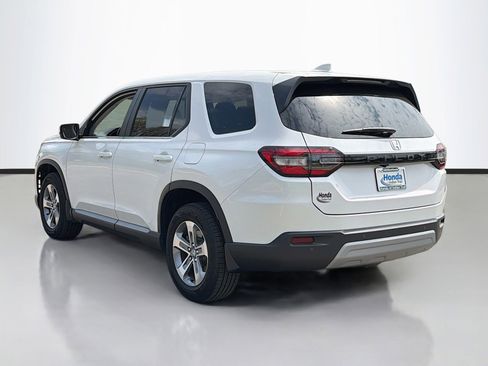 Used 2025 Honda Pilot EX-L image 7