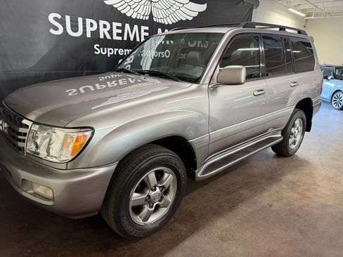 Used 2007 Toyota Land Cruiser image 11