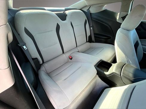 Used 2020 Chevrolet Camaro LT image 24